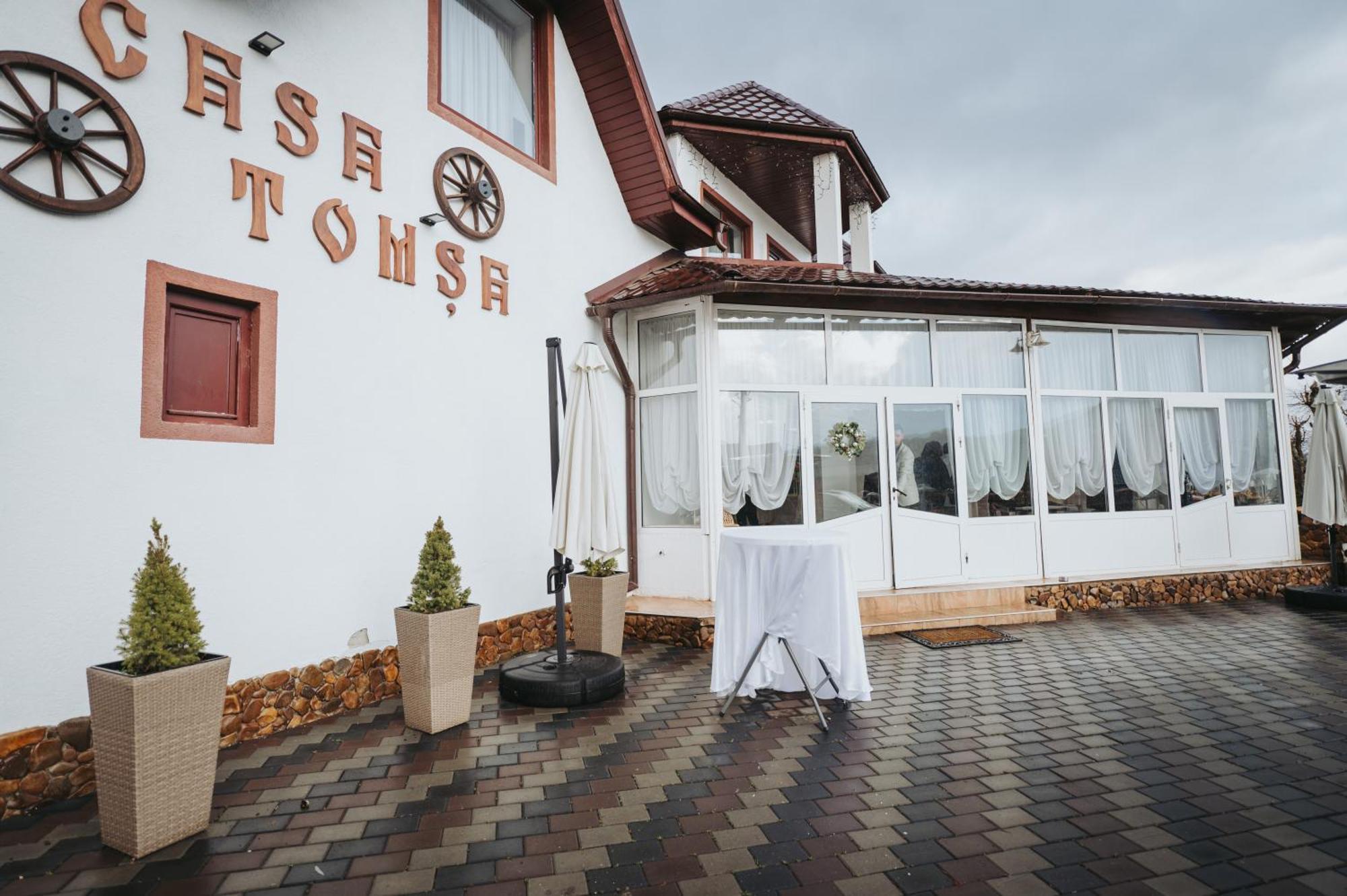 Casa Tomsa Bed & Breakfast Rozavlea Ngoại thất bức ảnh